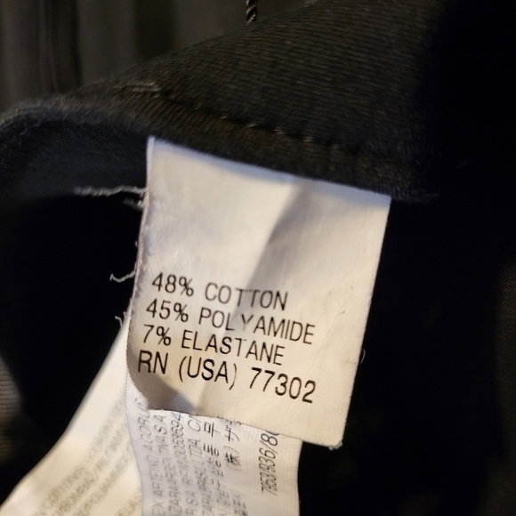 ZARA Back Zip Up Black Pencil Skirt Size Small - Picture 6 of 8